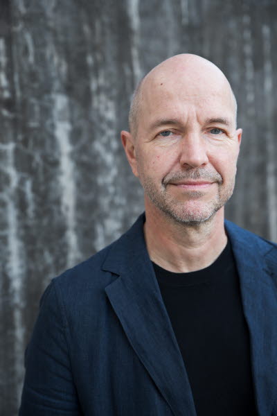 GELLERT TAMAS 2960.jpg